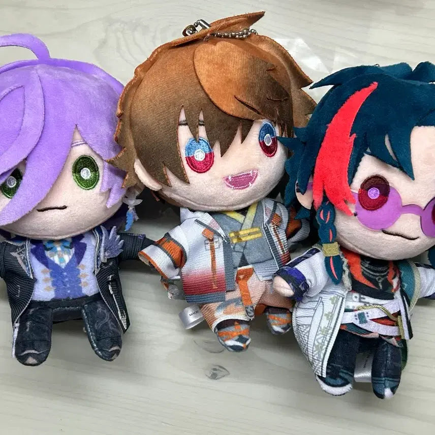 [BUNJANG] Nijisanji 3SKM Nuii Bundle Set (Kaiisei, Nnes, Kitami) - Moderate Wear / 3skm 니지산지 삼스케 니지누이 일괄 양도 판매(눈 자수에 본드자국 하자)