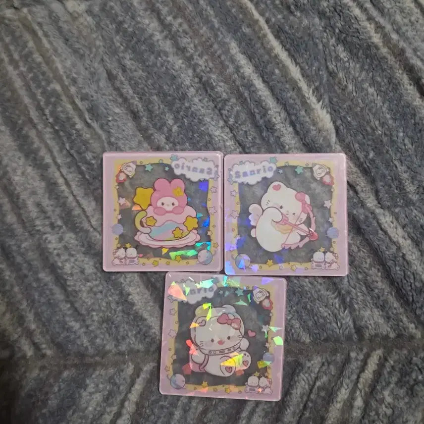 [BUNJANG] Hello Kitty My Melody Gold Foil Commemorative Banknotes (2 pcs) / [급전] 헬로키티 마이멜로디 금박 기념 지폐 2장