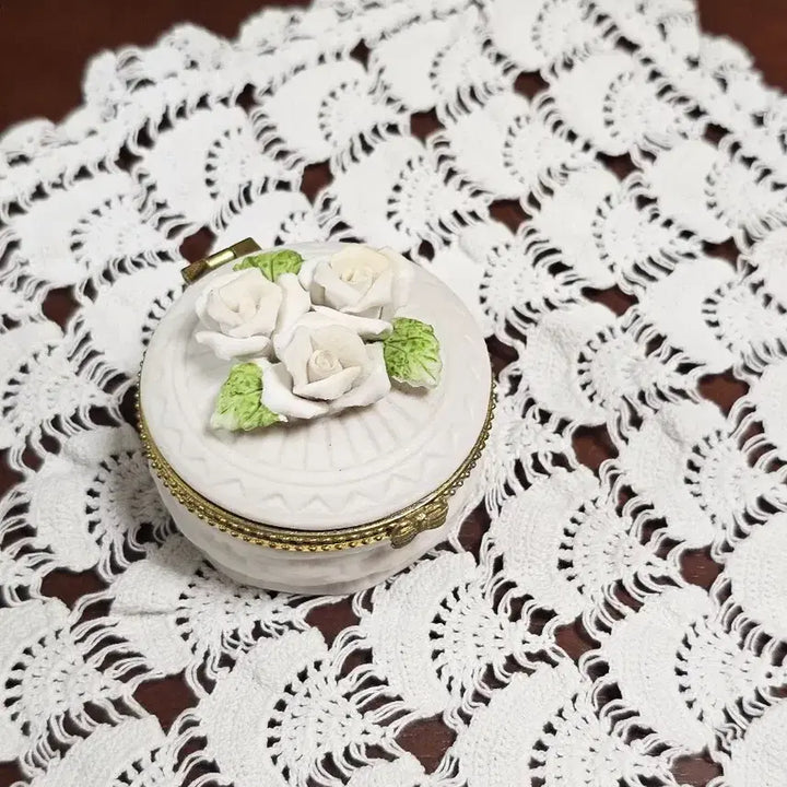 [BUNJANG] Vintage Rose Porcelain Trinket Box / 빈티지 트링켓 장미 포셀린 보석함