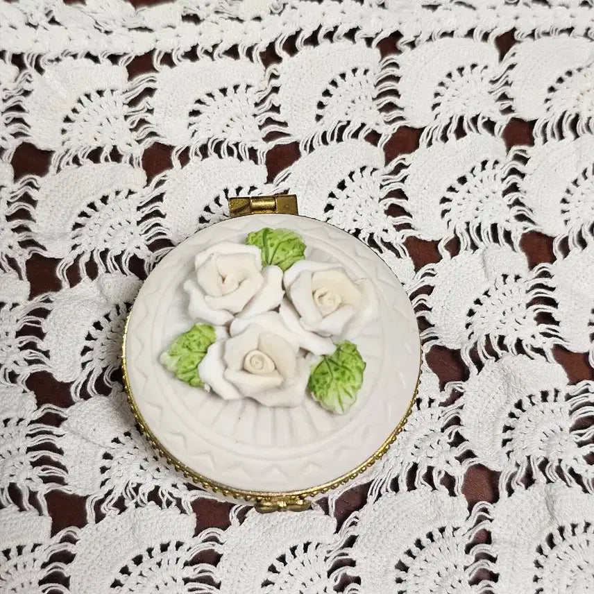 [BUNJANG] Vintage Rose Porcelain Trinket Box / 빈티지 트링켓 장미 포셀린 보석함