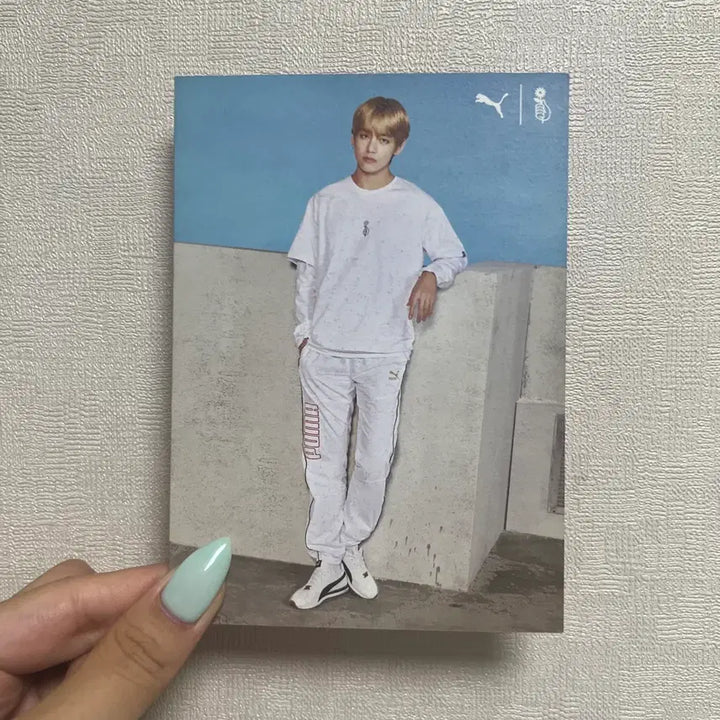 [BUNJANG] BTS V Taehyung Puma Postcard / 방탄소년단 BTS 푸마 PUMA 뷔 태형 엽서