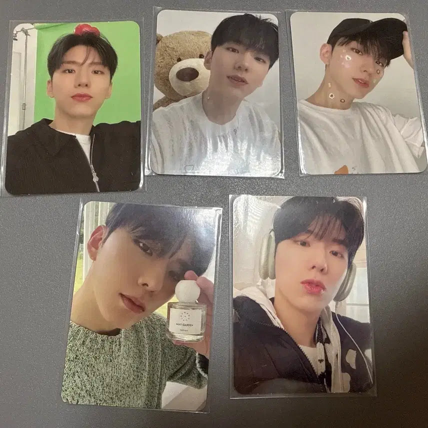 [BUNJANG] MONSTA X Kihyun Laraprang/Ako Random Set Photocard / 몬스타엑스 기현 라라프랑/아코 랜덤세트 5종_b