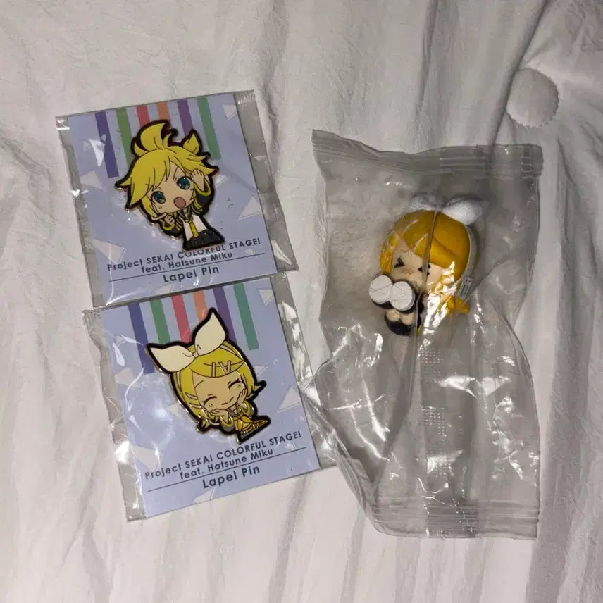 [BUNJANG] Vocaloid Rin Len Badge, Figure / 보컬로이드 린렌 뱃지, 피규어