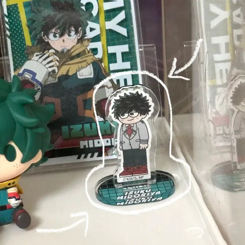 [BUNJANG] My Hero Academia Todoroki, Midoriya, Toga, Uraraka, Jiro Acrylic Standee Bundle Set (Unsealed) / [개봉/일괄] 나히아 토도로키 쇼토, 미도리야 이즈쿠, 토가 히미코, 우라라카 오챠코 지로리 아크릴 스탠드