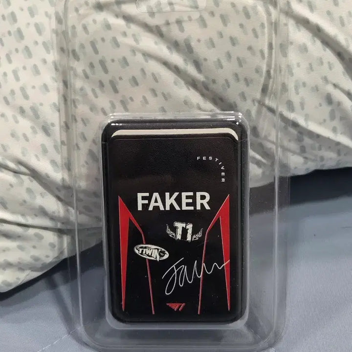 [BUNJANG] T1 Faker MagSafe Card Case / T1 페이커 맥세이프 카드케이스 판매합니다.