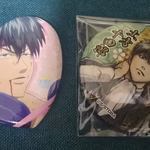 [BUNJANG] Gintama Hijikata Toshiro &amp; Kazue Kanketsu Badge Bundle Set / 은혼 히지카타 톳시 캔뱃지 일괄