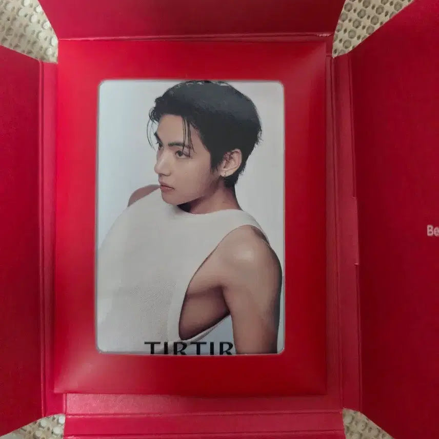 [BUNJANG] BTS V Mini Photobook / Tirtir V mini photobook
