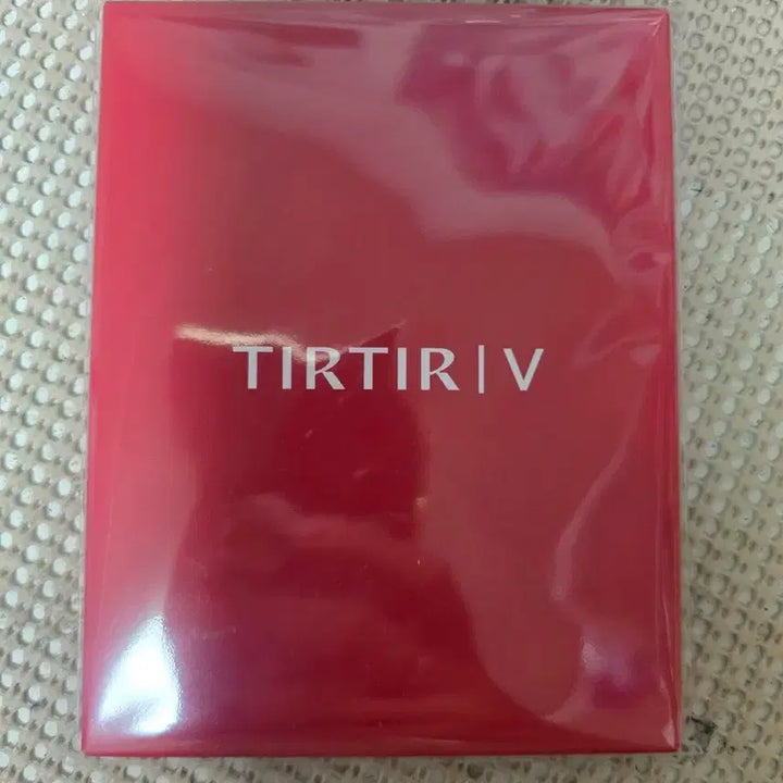 [BUNJANG] BTS V Mini Photobook / Tirtir V mini photobook