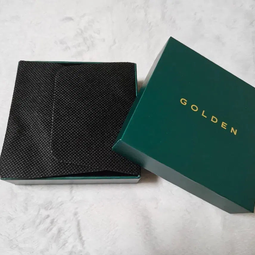 [BUNJANG] BTS Jungkook GOLDEN Bracelet / 방탄 정국 GOLDEN 골든 팔찌 미사용 시세보다 싸게 급처분
