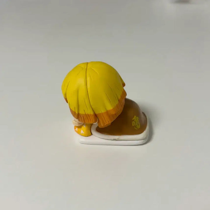 [BUNJANG] Kimetsu no Yaiba Agatsuma Zenitsu Onemutan Vol. 12 Gacha Figure / 귀멸의 칼날 아가츠마 젠이츠 오네무탄 12탄 가챠 귀칼 피규어