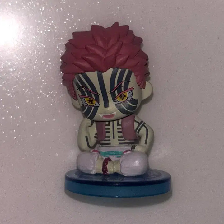 [BUNJANG] Demon Slayer Akaza Suwarasetai Gacha Figure / 귀멸의칼날 귀칼 아카자 스와라세타이 가챠