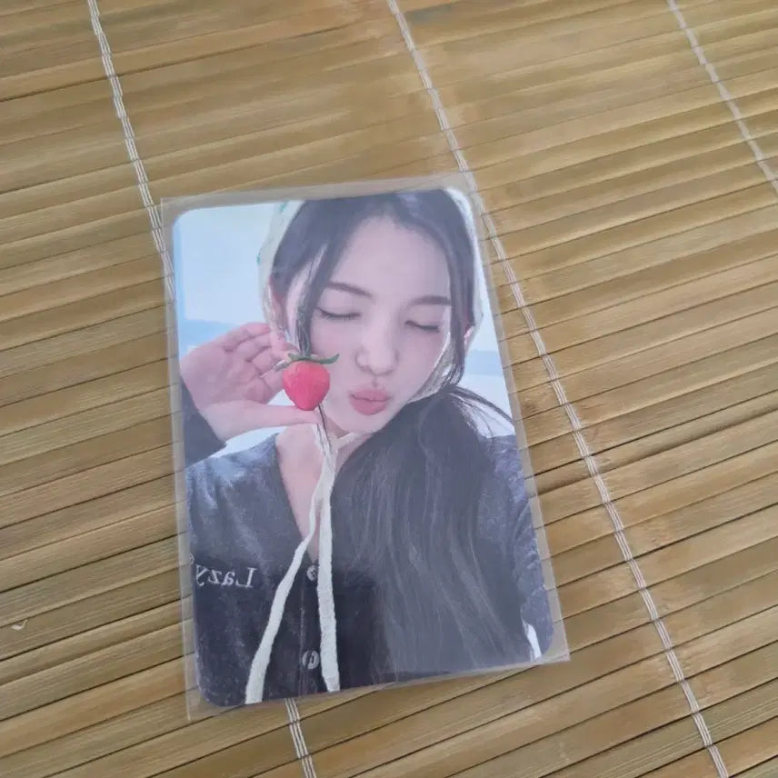 [BUNJANG] Ha:tu:ha Yuha Soundwave Photocard / 하투하 유하 사운드웨이브