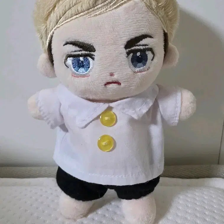 [BUNJANG] Attack on Titan Erwin Smith 20cm Plush Doll / 급전) 진격의 거인 진격거 엘빈 스미스 뽀짝병장 20cm 인형 봉제인형