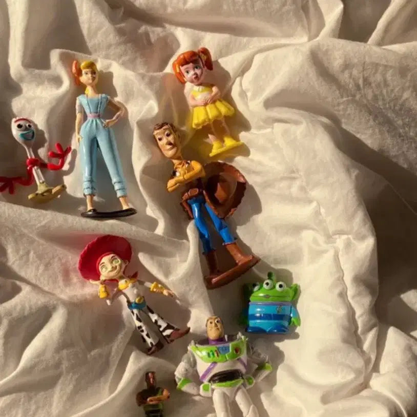 [BUNJANG] Toy Story Mini Figures Bundle Set (Approx. 30 pcs) / 토이스토리 미니 피규어 일괄