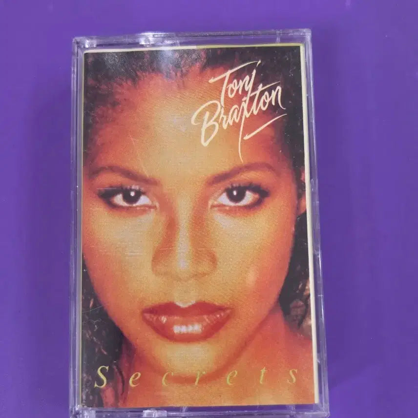 [BUNJANG] Toni Braxton Secrets Cassette Tape (Unsealed) / [개봉/카세트 테이프] 토니 브랙스턴 Secrets