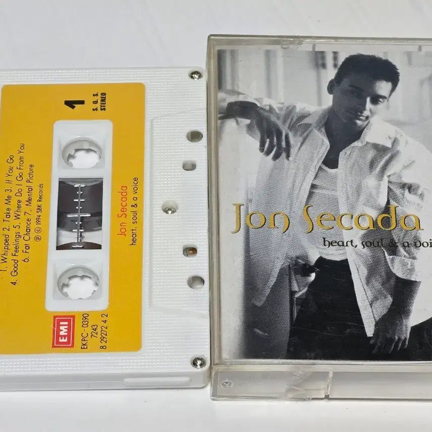 [BUNJANG] Jon Secada Heart, Soul &amp; A Voice Cassette Tape / Jon Secada (존 세카다) - Heart, Soul &amp; A Voice 카세트테이프