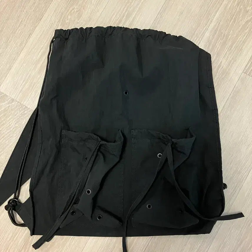 [BUNJANG] Courrèges x NewJeans Collaboration Black Bag / 꼴레 뉴진스 가방