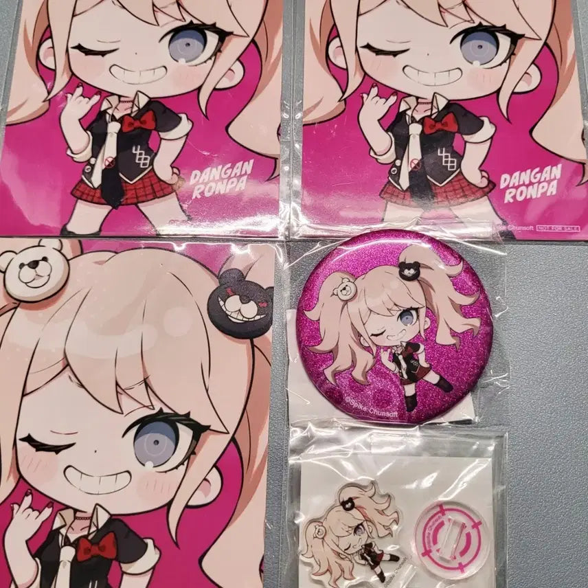 [BUNJANG] Danganronpa Junko Enoshima Kuji Can Badge, Acrylic Stand, Postcard Set / 단간론파 에노시마쥰코 쿠지 캔뱃지 아크릴스탠드 엽서
