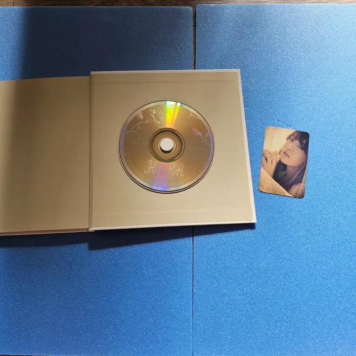 [BUNJANG] KARA Mini 6th Album Day&amp;Night Youngji Photocard (Unsealed) / (단순개봉) 카라 미니6집 Day&amp;Night 맘마미아 앨범 영지포카포함