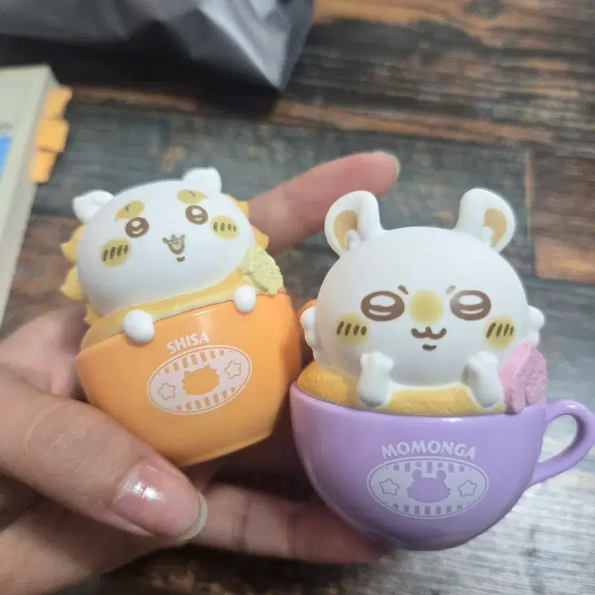 [BUNJANG] Chiikawa Latte Gacha (Momonga, Shisa) Set / 치이카와 라떼 가챠 (모몽가, 시샤)