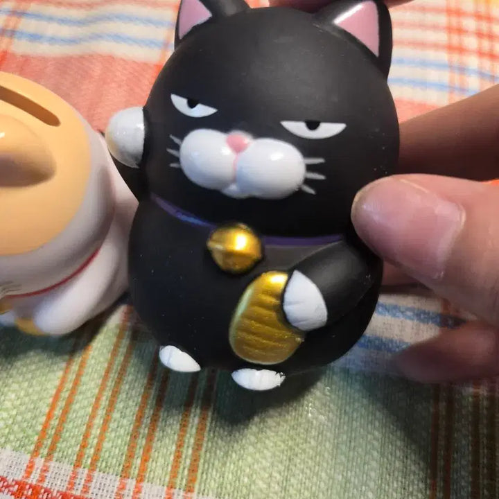 [BUNJANG] Cat Coin Storage Gacha Figures (Set of 2) / 동전수납 가챠 피규어