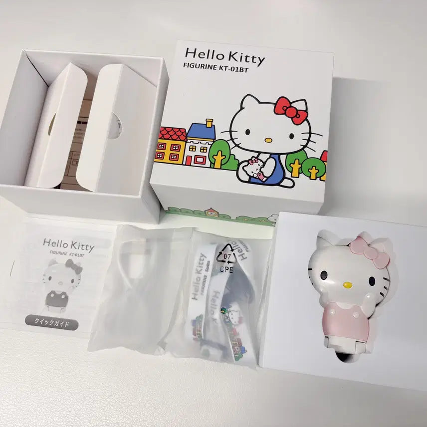 [BUNJANG] Hello Kitty Y2K Gal Japan Version Folder Phone / [키티폰] Y2K 갸루 재질 실제 작동하는 키티폰 / 키티휴대폰 / 키티폴더폰