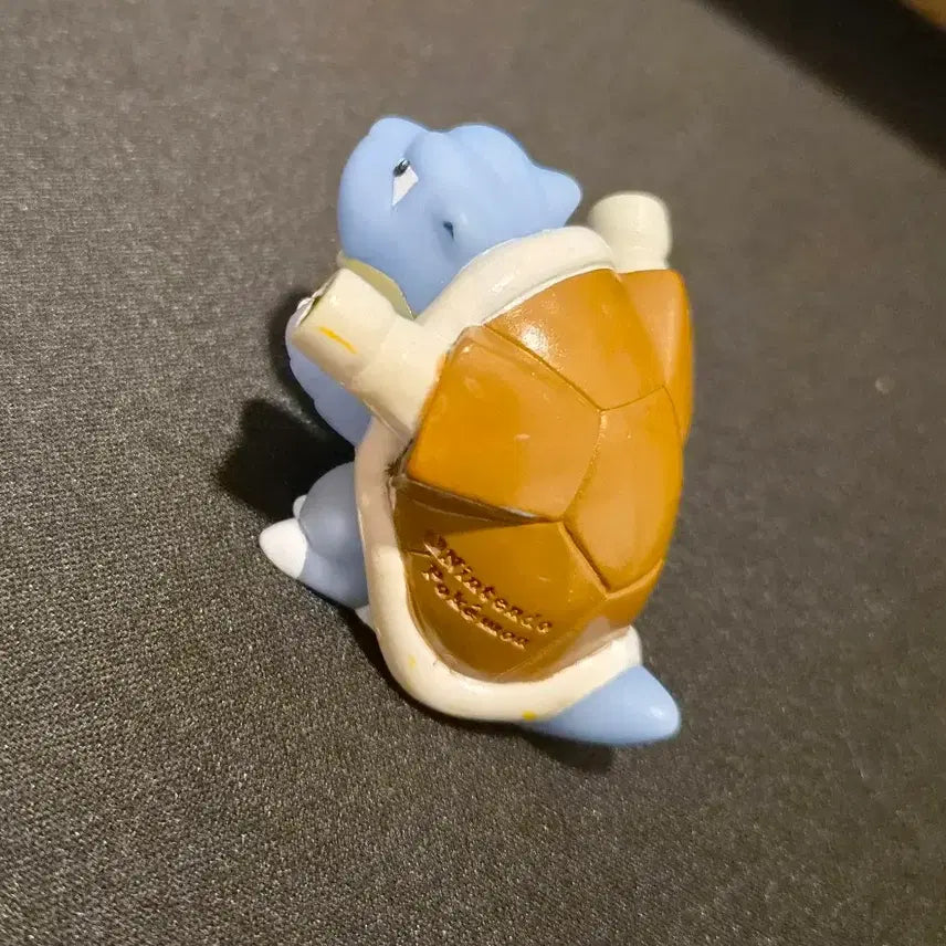 [BUNJANG] Vintage Pokemon Kids Finger Puppet Lapras Figure / 고전 포켓몬키즈 손가락인형 거북왕 피규어