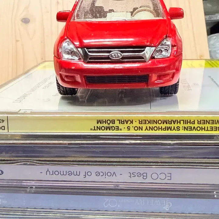 [BUNJANG] Kia Carnival 2nd Gen Grand Carnival Limited Trim 1:37 Scale Diecast Model / 기아 카니발 2세대,그랜드카니발,리미니트트림,1:37스케일,흠O