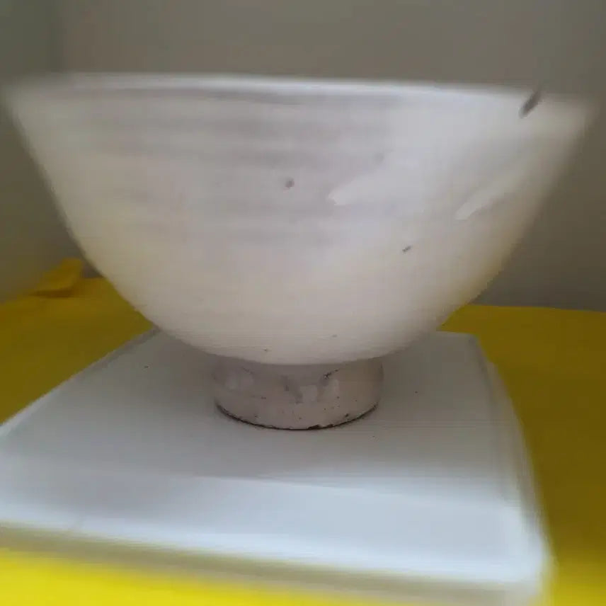 [BUNJANG] Joseon Dynasty White Porcelain Daeryunmun Gobal / 조선백자다륜문고발/백자발접시
