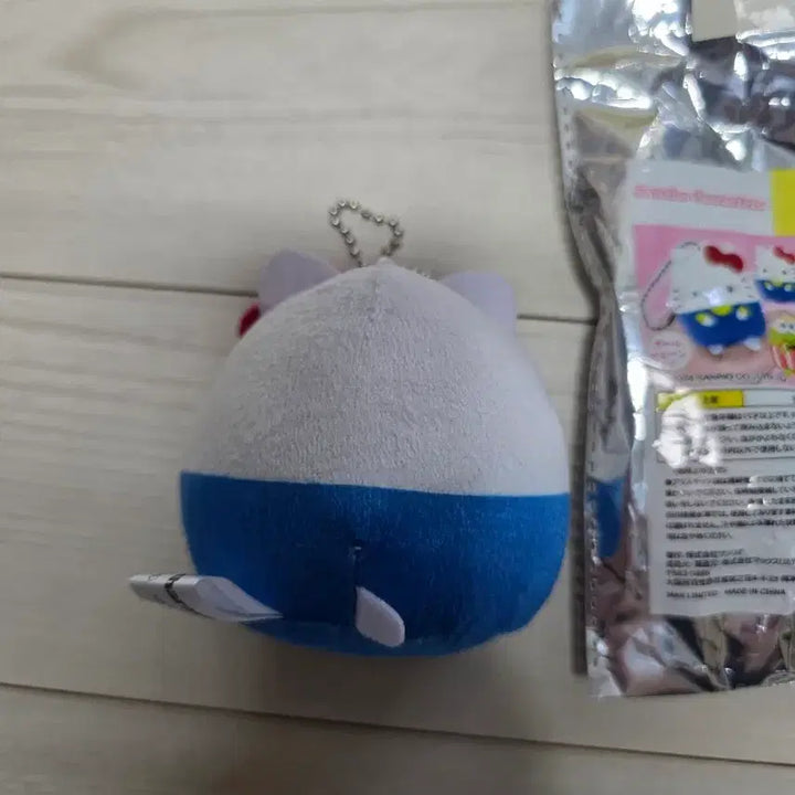[BUNJANG] Sanrio Tenorins Hello Kitty / 산리오 테노린즈 헬로키티