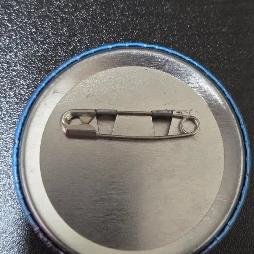 [BUNJANG] Gojo Satoru Can Badge / 고죠 사토루 캔뱃지
