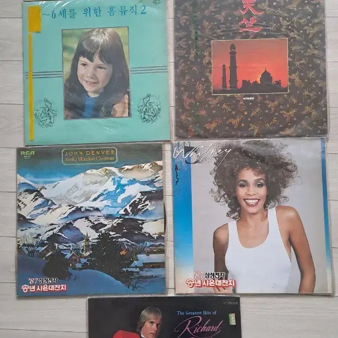 [BUNJANG] Joan Baez Golden Prize LP, John Denver Rocky Mountain Christmas LP, Richard Clayderman LP Bundle Set / 조안 바에즈 골든 프라이즈 LP / 존 덴버 락키 마운틴 크리스마스 LP / 리처드 클레이더만 LP6장일괄