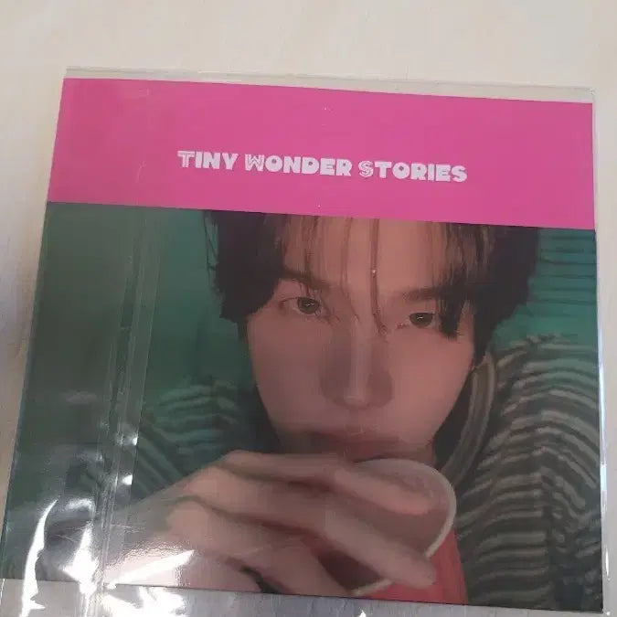 [BUNJANG] DICON TWS Folding Poster / 디아이콘 투어스 폴딩포스터