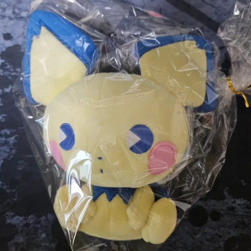 [BUNJANG] Pokemon Pichu Mineral Cider Plush Toy / 포켓몬스터 미네랄 사이다 피츄 인형