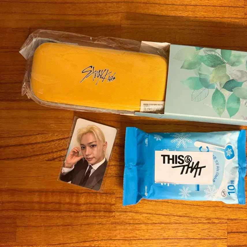 [BUNJANG] Stray Kids Felix This&amp;That Fan Meeting Photocard &amp; Umbrella Set / straykids 스키즈 this&amp;that 역조공 공방포카+양산 필릭스