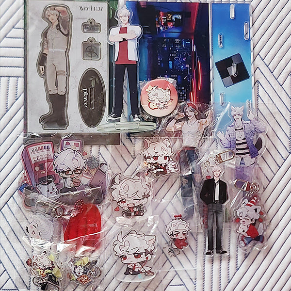 [BUNJANG] Plaiv Eunho Acrylic Stand &amp; Goods Bundle Set / 플레이브 은호 아크릴 스탠드 외 굿즈 일괄