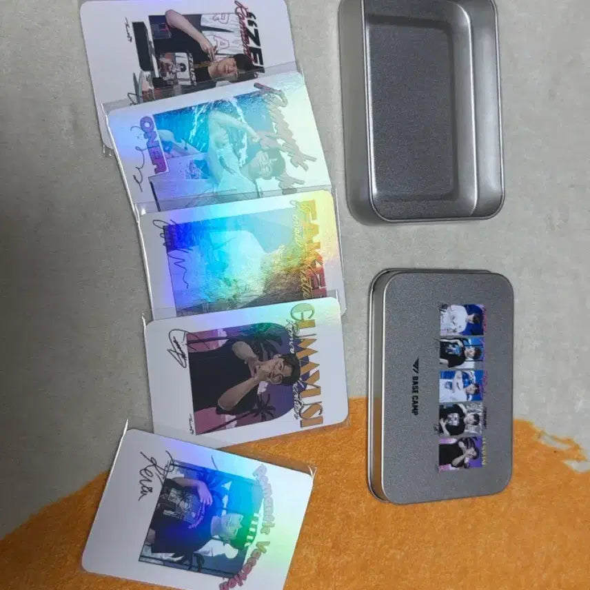 [BUNJANG] T1 Zeus Oner Faker Gumayusi Keria Photocard Bundle Set / T1 티원 베이스캠프 베캠 제오페구케 포카 제우스오너페이커구마유시케리아
