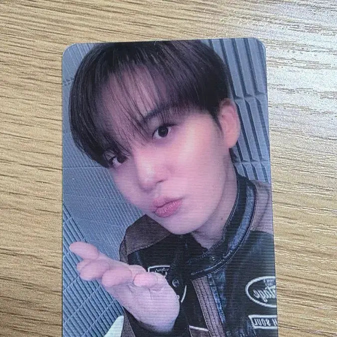 [BUNJANG] ATEEZ Jump Up Jongho Lenticular Photocard / 에이티즈 점프업 렌티큘러 종호 양도