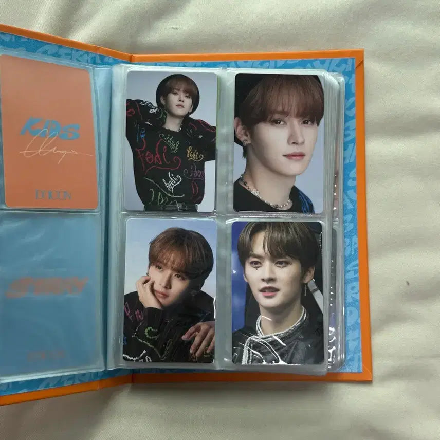 [BUNJANG] Stray Kids Dicon Photobook &amp; Photocard Set / 스트레이키즈 스키즈 디아이콘 양도