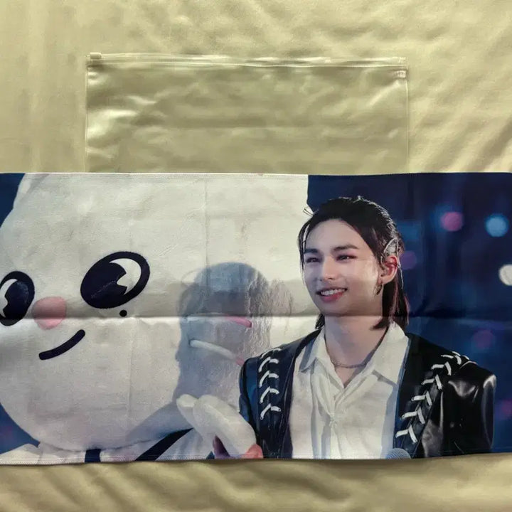 [BUNJANG] Stray Kids Hyunjin Slogan / 스트레이키즈 스키즈 현진 슬로건 양도