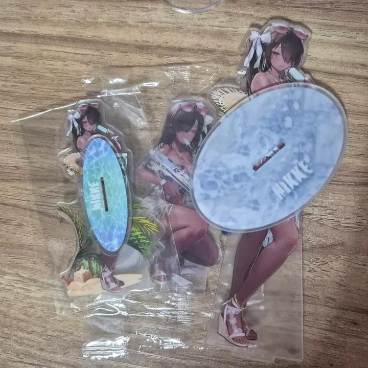 [BUNJANG] Nikke Nagah Summer Acrylic Stand Set / 비공식 니케 나가 여름 아크릴세트 팝니다.