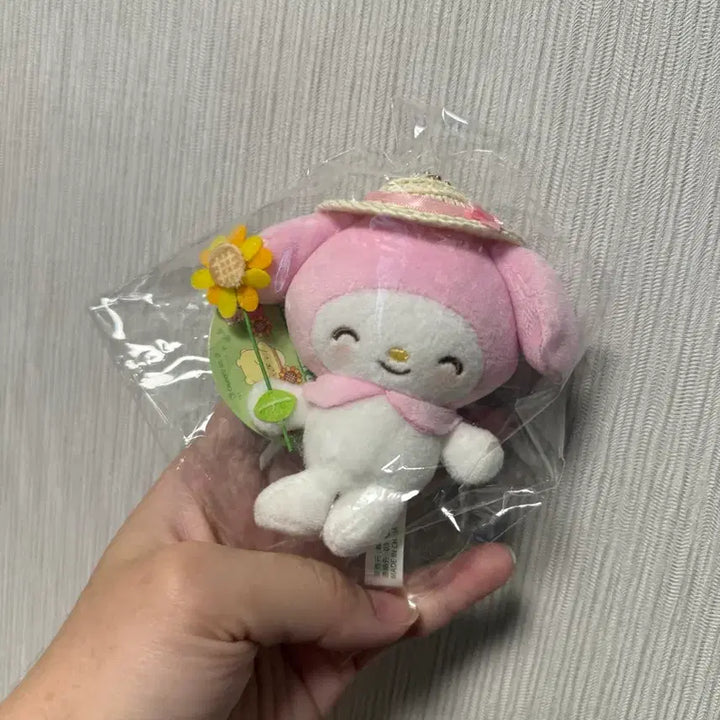 [BUNJANG] Sanrio My Melody "Myunugurumi" Flower Sunflower Plush Charm (Limited Edition 2026) / 한정 2026 마이멜로디 무뉴구루미 꽃 해바라기