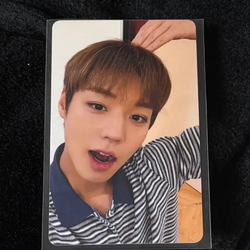 [BUNJANG] Park Jihoon Macau Fancon Photocard / 박지훈 마카오 팬콘 포카 양도