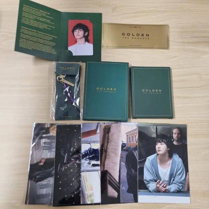 [BUNJANG] BTS Jungkook GOLDEN THE MOMENTS Goods Bundle Set / 방탄소년단 정국 GOLDEN THE MOMENTS 굿즈 세트 일괄