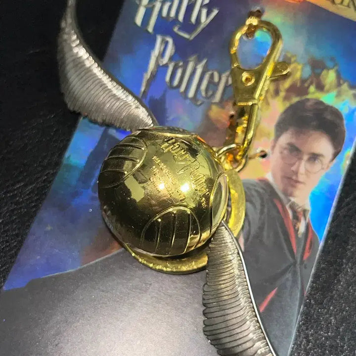 [BUNJANG] Harry Potter Golden Snitch Rotating Wings Keychain / 해리포터 희귀 골든스니치 키링