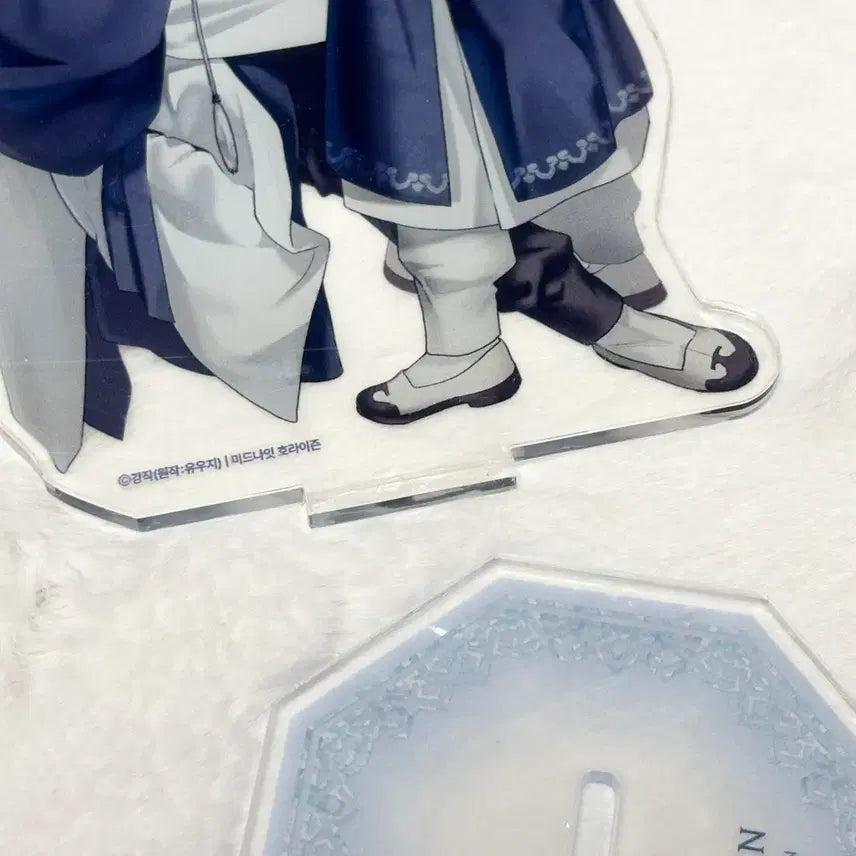 [BUNJANG] Yuji Itadori Hanbok Fashion Acrylic Stand / 패션 아크릴 유우지 한복 일레이 태의