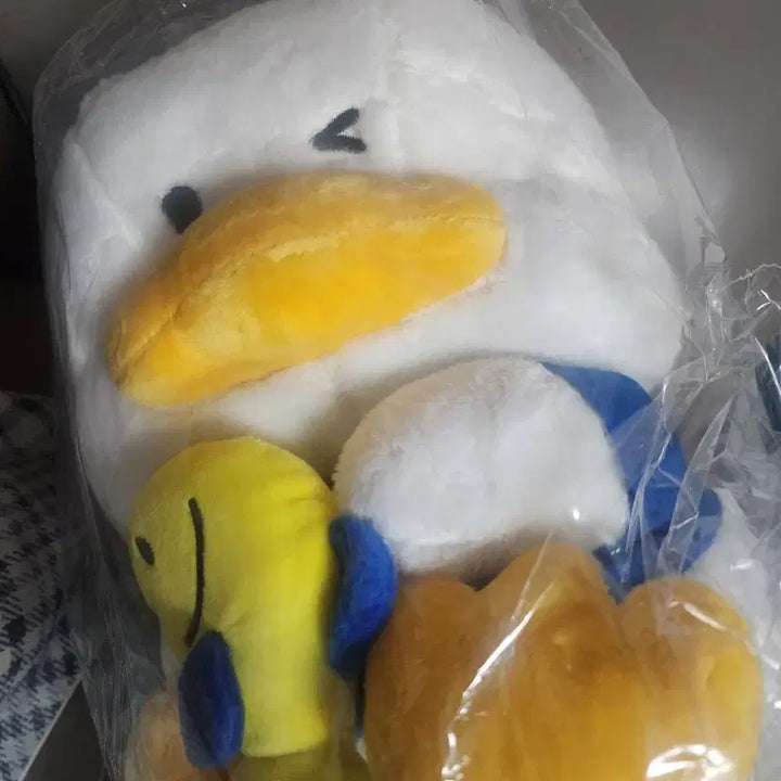[BUNJANG] Sanrio Ichiban Kuji Pochacco &amp; Ahiru no Pekkle 3rd Prize Pekkle Plush Doll / 산리오 아타리쿠지 포차코&amp;아히루노페클 3등상 아히루노페클 인형 누이구루미