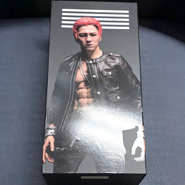 [BUNJANG] BigBang Taeyang 1/6 Scale 10th Anniversary Limited Edition Action Figure (Sealed) / BigBang 빅뱅 태양 Taeyang 액션피규어 1/6 10주년 한정판(미개봉)