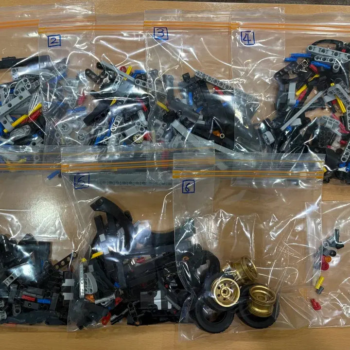 [BUNJANG] LEGO Technic Ford GT40 MK II 42115 Disassembled Display Set / 레고 42223 테크닉 포드 GT40 MK II 역순분해품 판매합니다