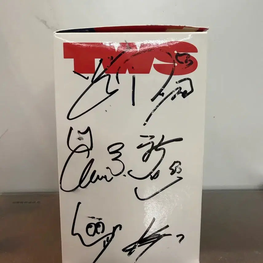 [BUNJANG] TWS Signed Album (Sealed) / 투어스 싸인 앨범 (미개봉)